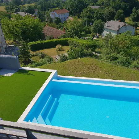 Luxury Holiday Villa *